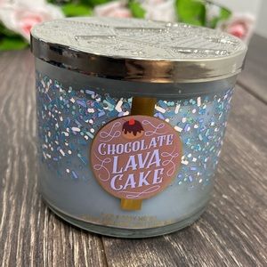 Chocolate Lava Cake Bath & Bodyworks 3 Wick Candle